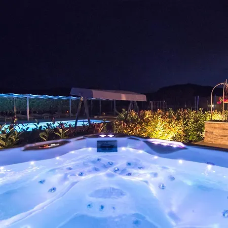 Villa Sky D