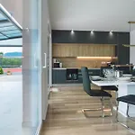 Nebo Kostanje